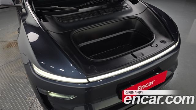 Tesla Model Y 2025 — photo 6