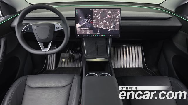 Tesla Model Y 2025 — photo 10