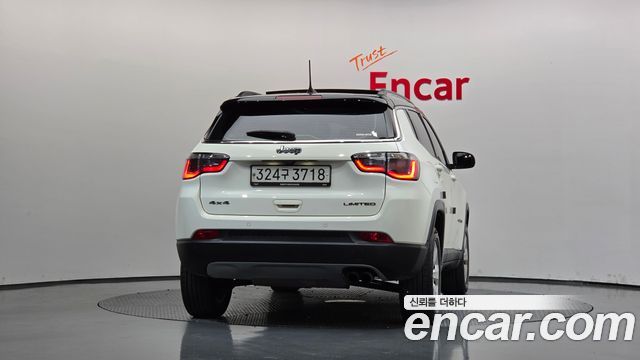 Jeep Compass 2019 — photo 4