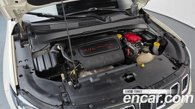 Jeep Compass 2019 — photo 6