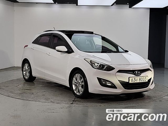 Hyundai i30 2014 — photo 2