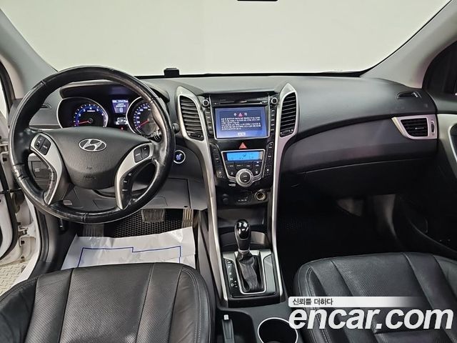 Hyundai i30 2014 — photo 5