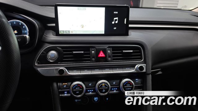 Genesis G70 2021 — photo 13