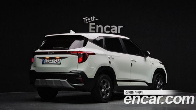 Kia Seltos 2023 — photo 2