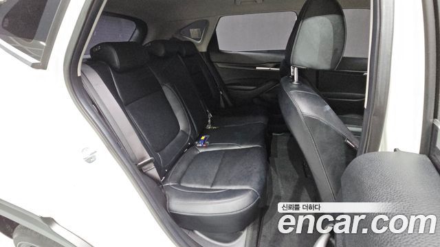 Kia Seltos 2023 — photo 17