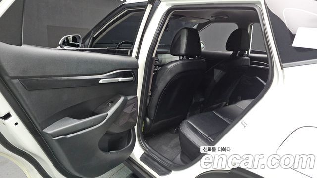 Kia Seltos 2023 — photo 16