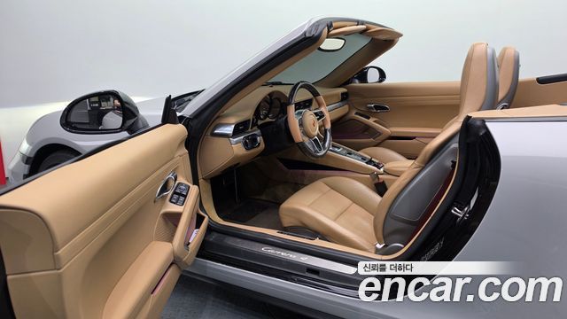 Porsche 911 2017 — photo 10