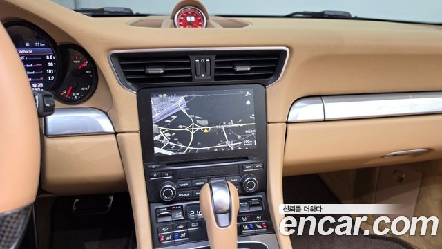 Porsche 911 2017 — photo 14