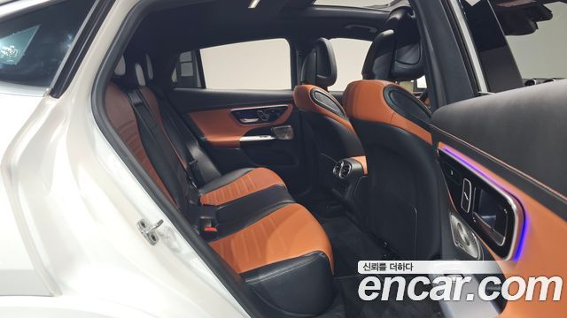 Mercedes-Benz GLC-Class 2024 — photo 17