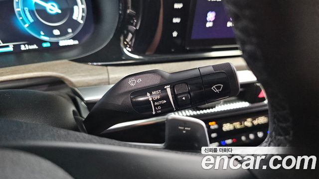 Kia K5 2023 — photo 25