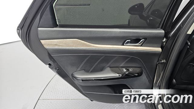 Kia K5 2023 — photo 15