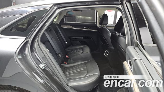Kia K5 2023 — photo 16