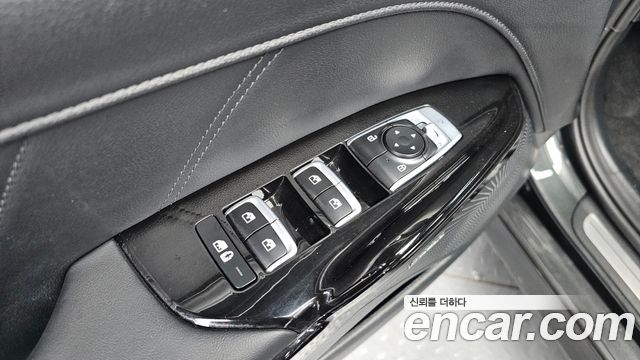 Kia K5 2023 — photo 27