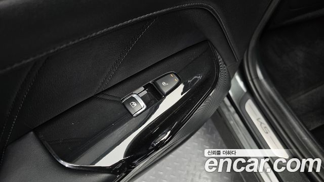 Kia K5 2023 — photo 29