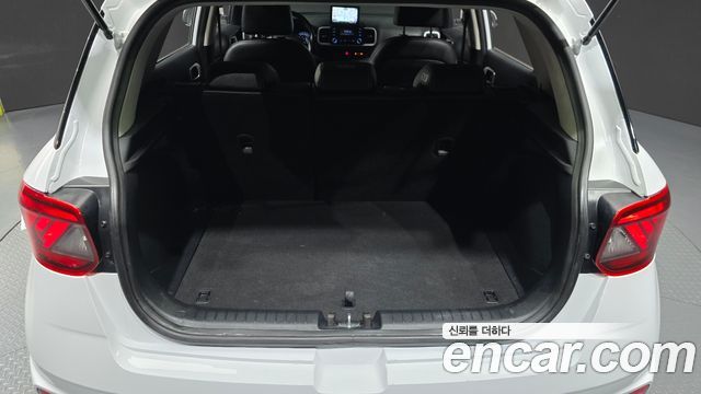 Hyundai Venue 2022 — photo 26
