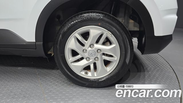 Hyundai Venue 2022 — photo 7