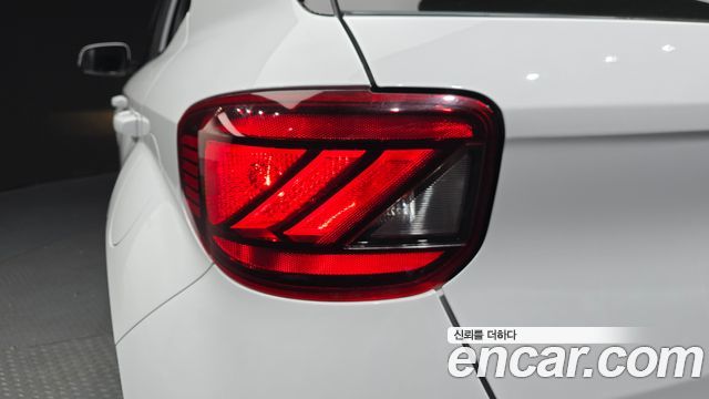 Hyundai Venue 2022 — photo 9
