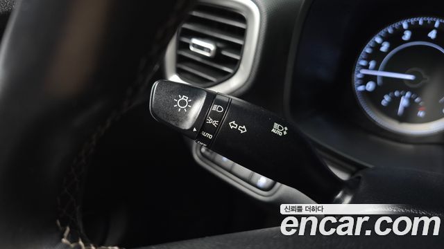 Hyundai Venue 2022 — photo 27