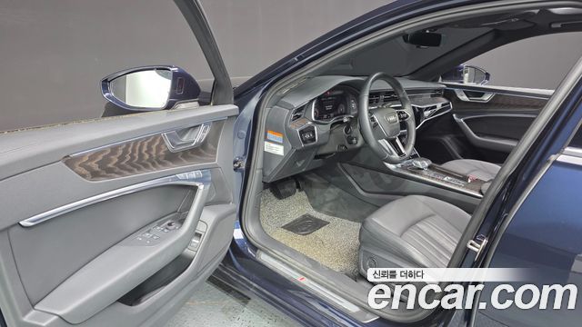 Audi A6 2020 — photo 13