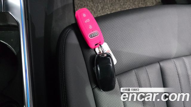 Audi A6 2020 — photo 22