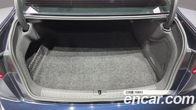 Audi A6 2020 — photo 25