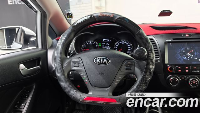 Kia K3 2018 — photo 19