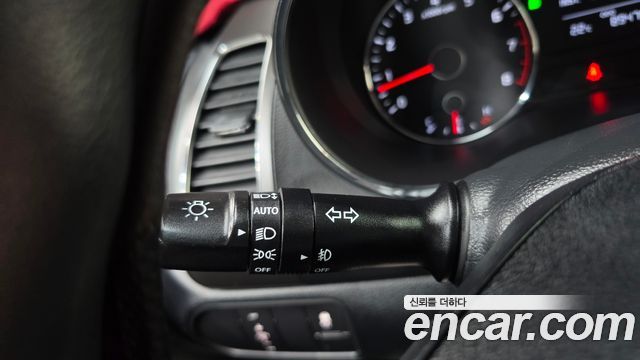 Kia K3 2018 — photo 24
