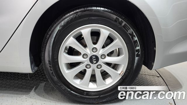 Kia K3 2018 — photo 7