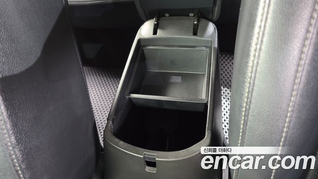 Kia K3 2018 — photo 30