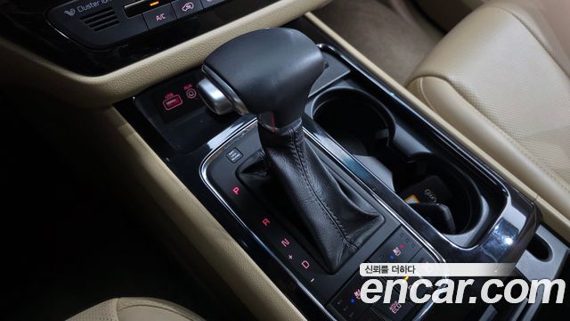 Kia Canival 2017 — photo 9