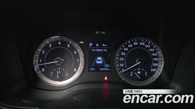 Hyundai Venue 2020 — photo 11
