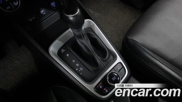 Hyundai Venue 2020 — photo 12