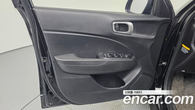 Hyundai Venue 2020 — photo 14