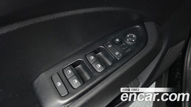 Hyundai Venue 2020 — photo 27
