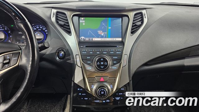 Hyundai Grandeur 2012 — photo 16