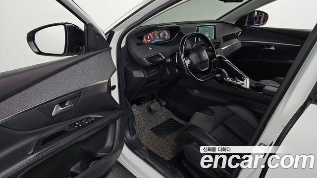 Peugeot 5008 2020 — photo 10