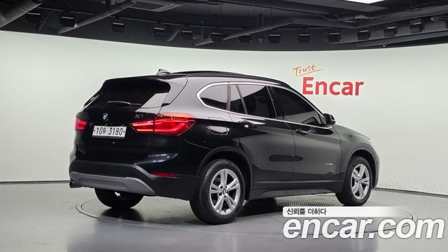 BMW X1 2017 — photo 2