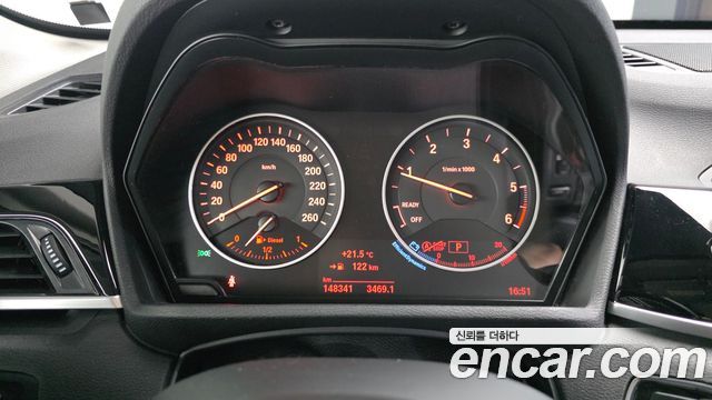 BMW X1 2017 — photo 8