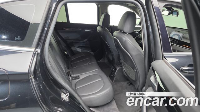 BMW X1 2017 — photo 12