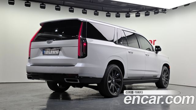 Cadillac Escalade 2021 — photo 2