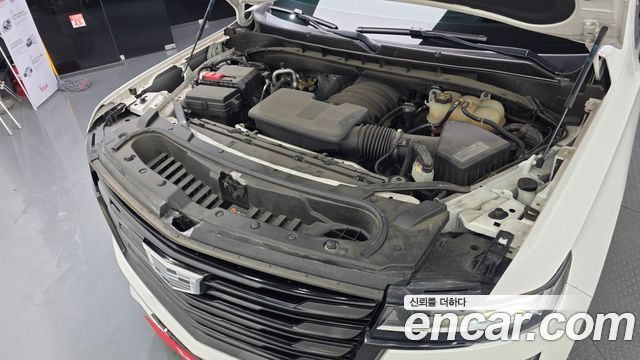 Cadillac Escalade 2021 — photo 6