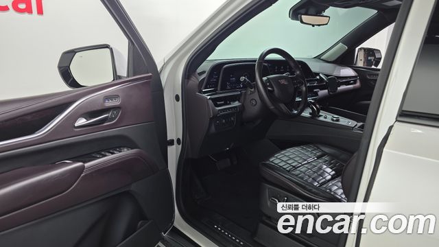 Cadillac Escalade 2021 — photo 13