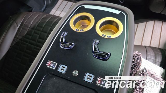 Cadillac Escalade 2021 — photo 23