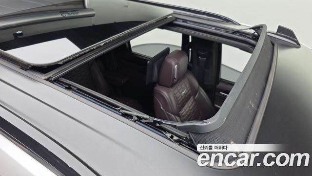 Cadillac Escalade 2021 — photo 25