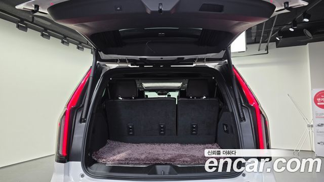 Cadillac Escalade 2021 — photo 26