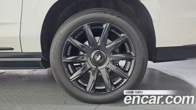 Cadillac Escalade 2021 — photo 7