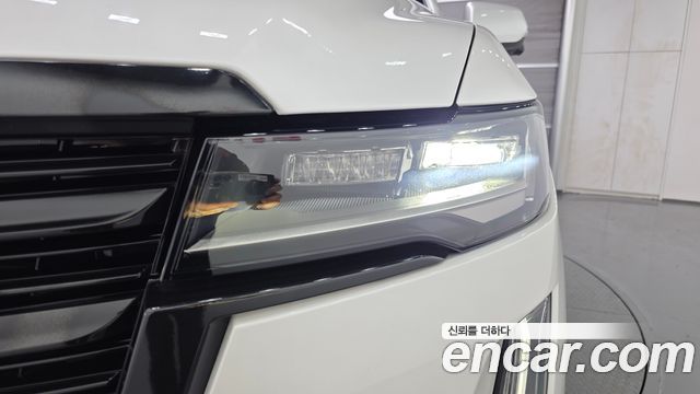 Cadillac Escalade 2021 — photo 8