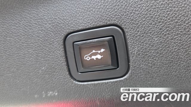 Cadillac Escalade 2021 — photo 36