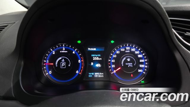 Hyundai i40 2014 — photo 11