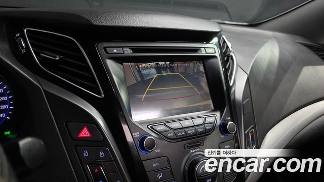 Hyundai i40 2014 — photo 21